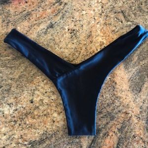 FAE swim Vada bikini bottoms in black size S